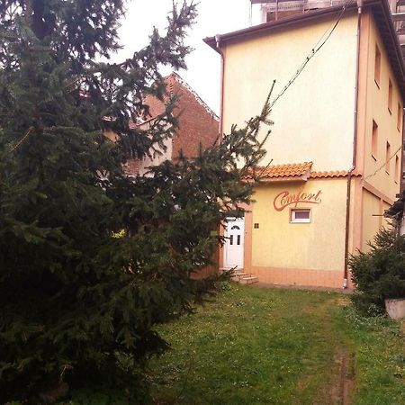 Comfort Guest House Samokov Esterno foto